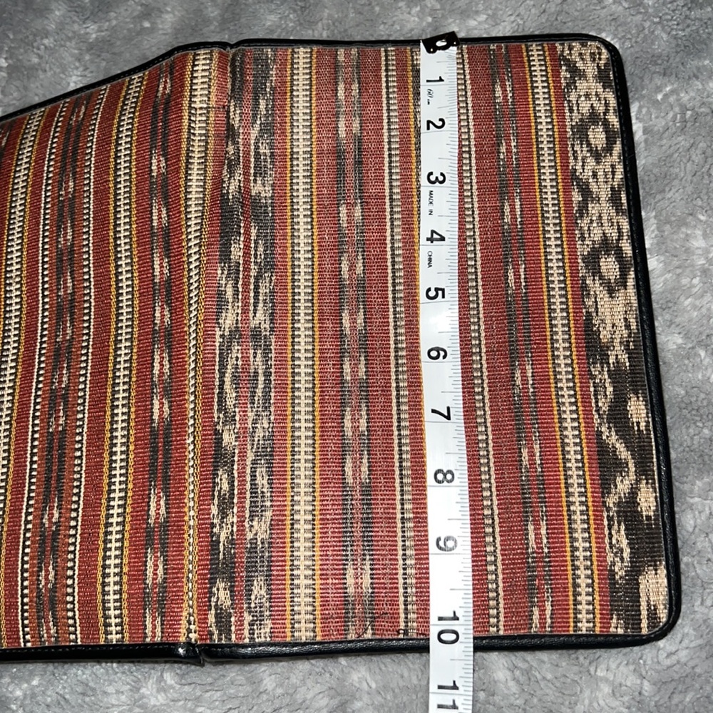 Patterned Travel Case. - Picture 4 of 8